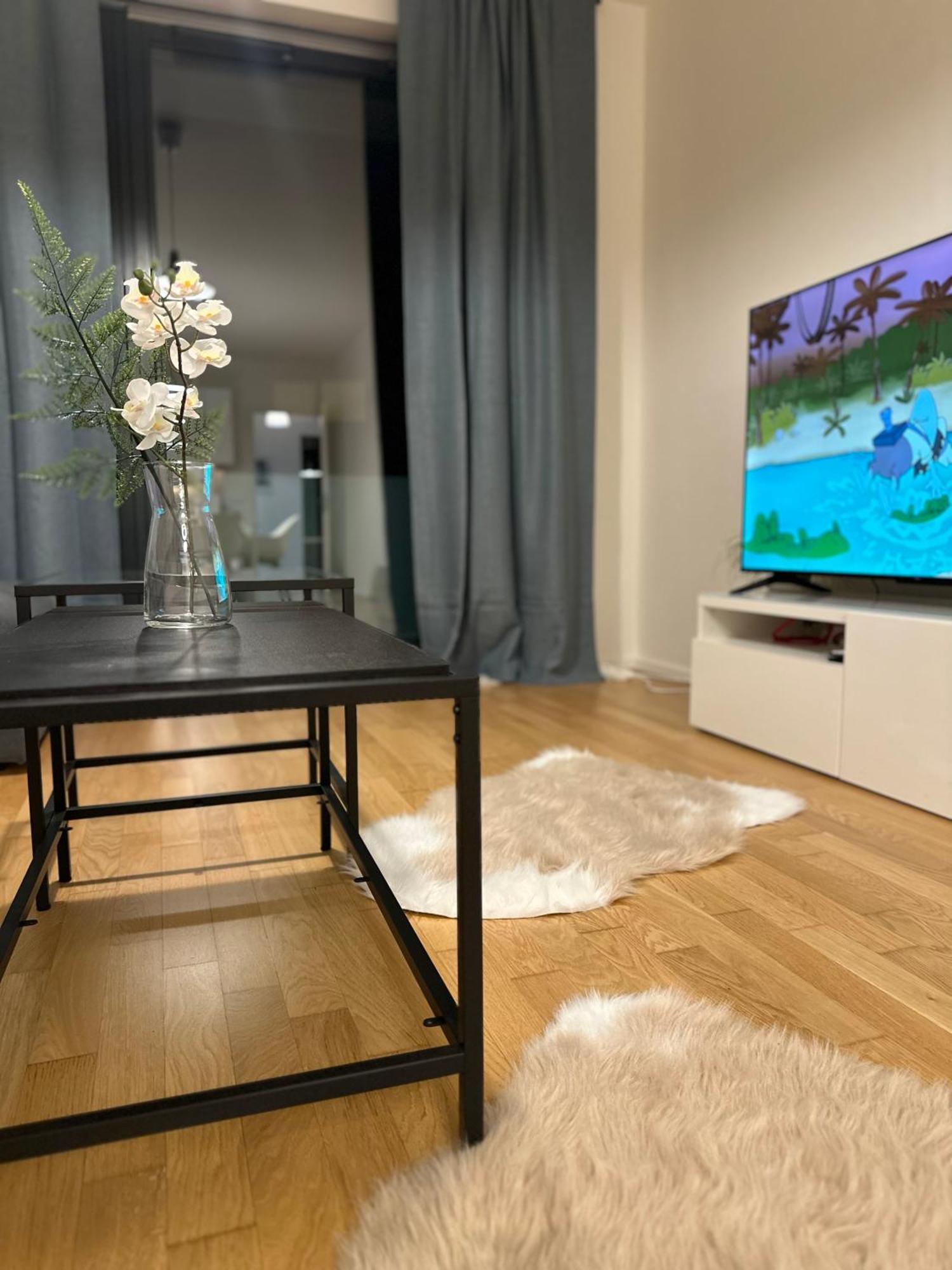 Apartment 4 Room, 2 Bath, Parking Prague Extérieur photo